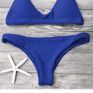 NWOT-ZAFUL Blue texture cheeky bikini bottomMEDIUM